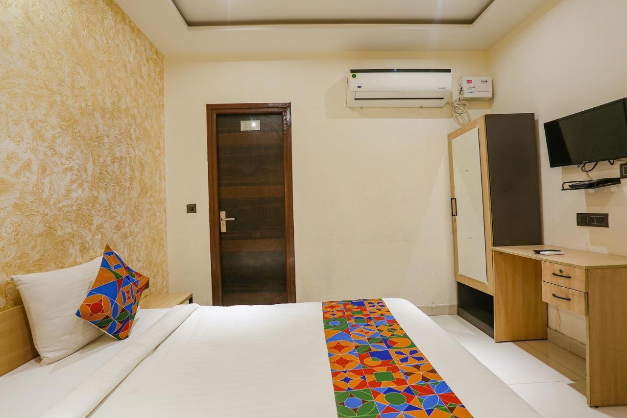 Fabexpress V4 Residency Hotel 3*