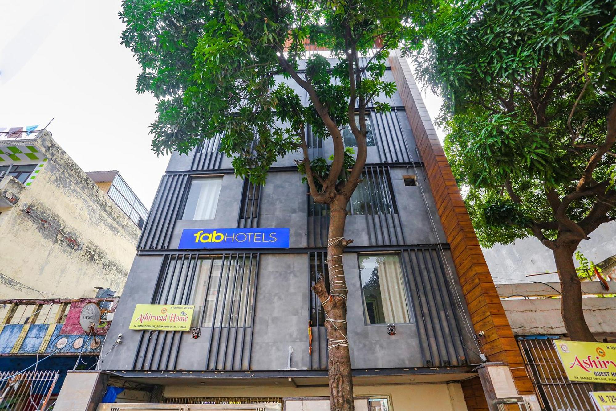 Fabexpress V4 Residency Hotel New Delhi